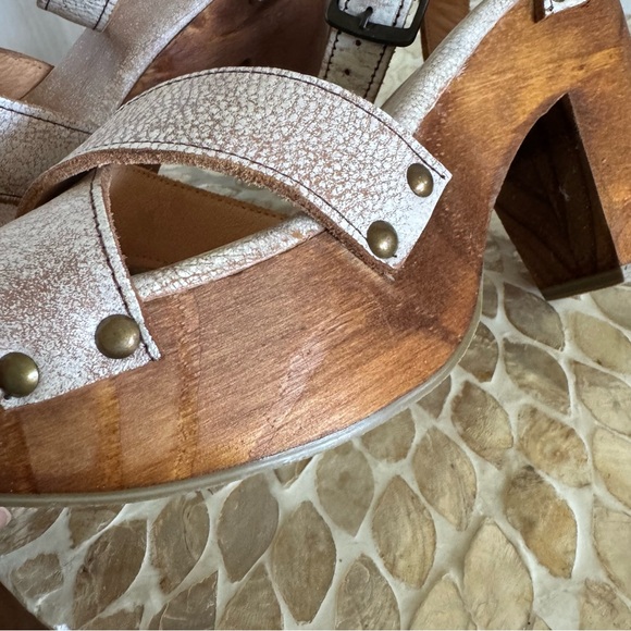 Bed Stu Kalah Leather Platform Sandals with Wooden Heel size 8.5 - Picture 6 of 12